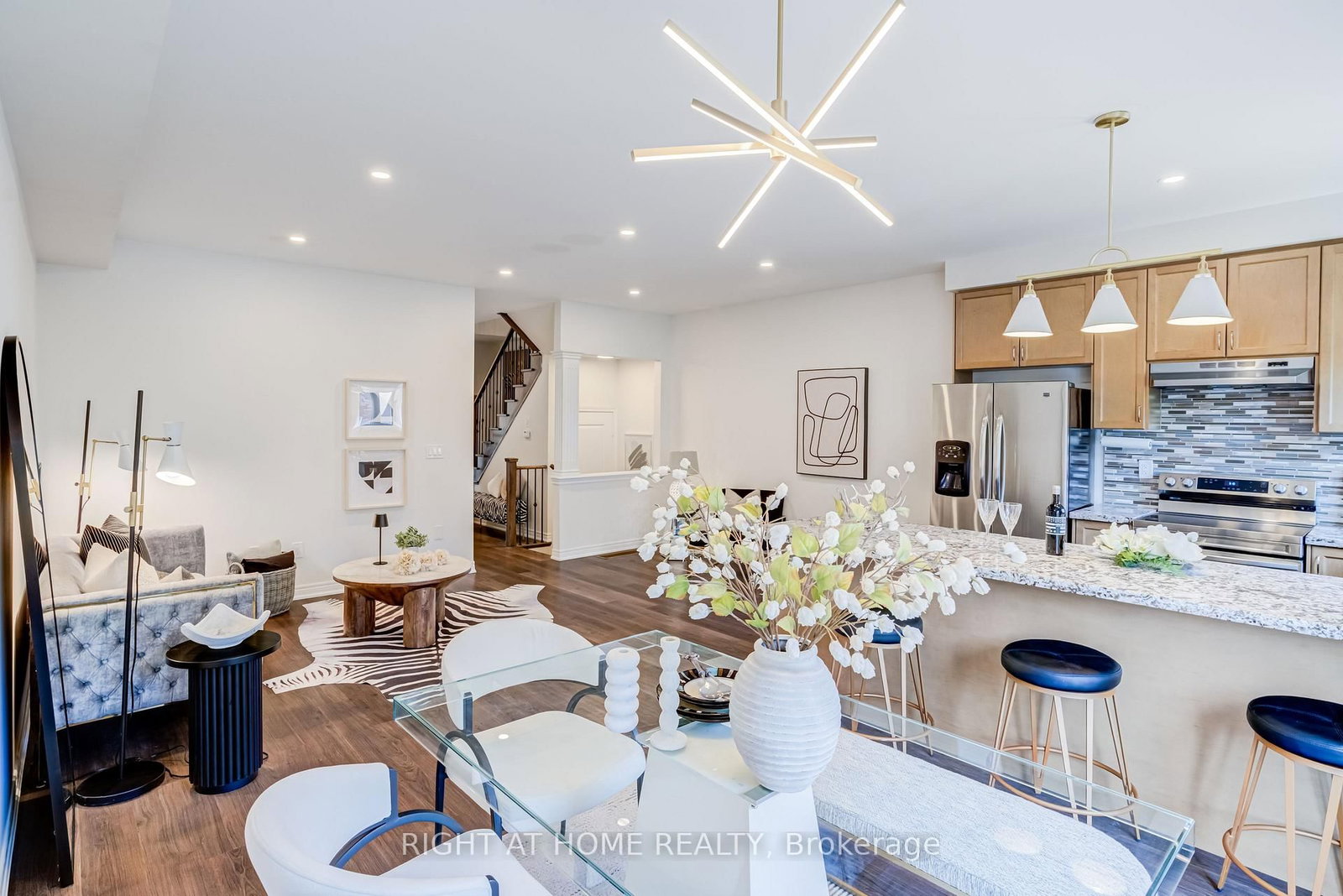 50 Collier Crescent • Markham, ON photo 16