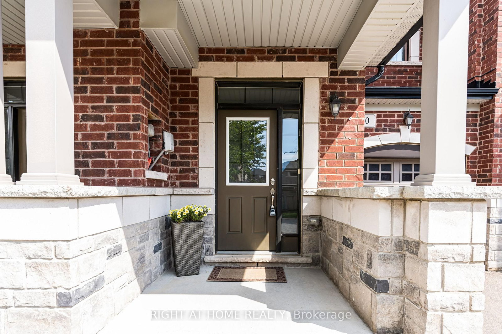 50 Collier Crescent • Markham, ON photo 3