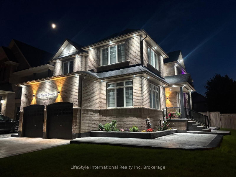 48 Hawke Crescent