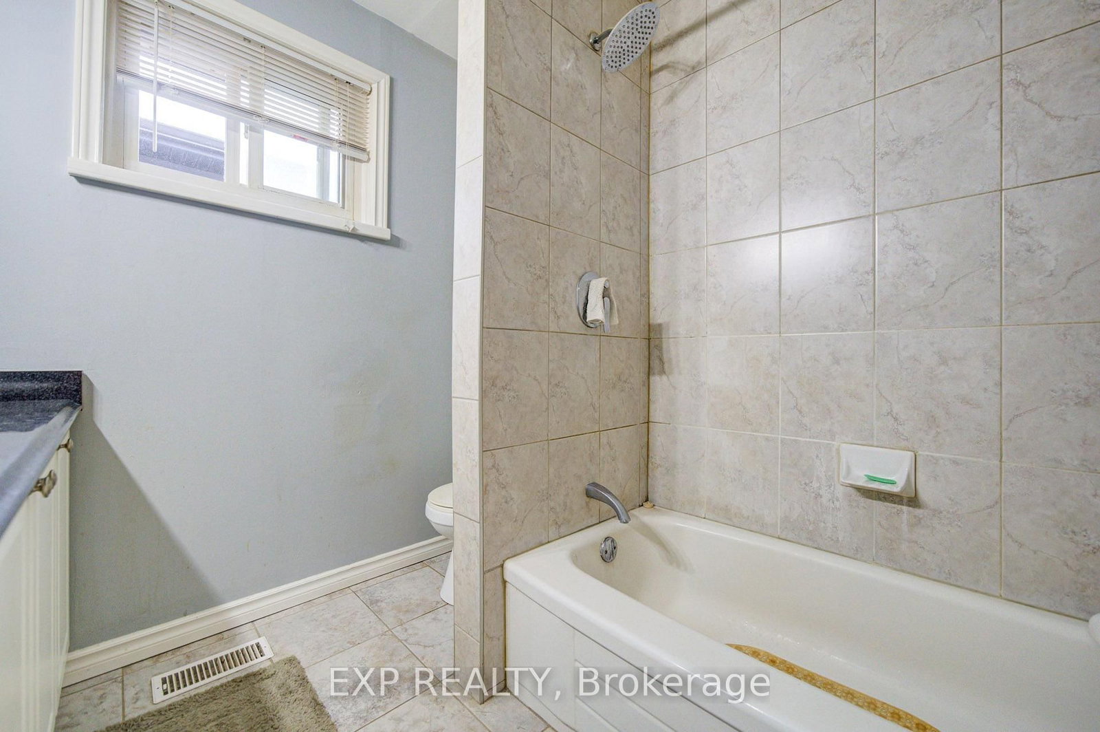 608 Rupert Avenue • Whitchurch-Stouffville, ON photo 13