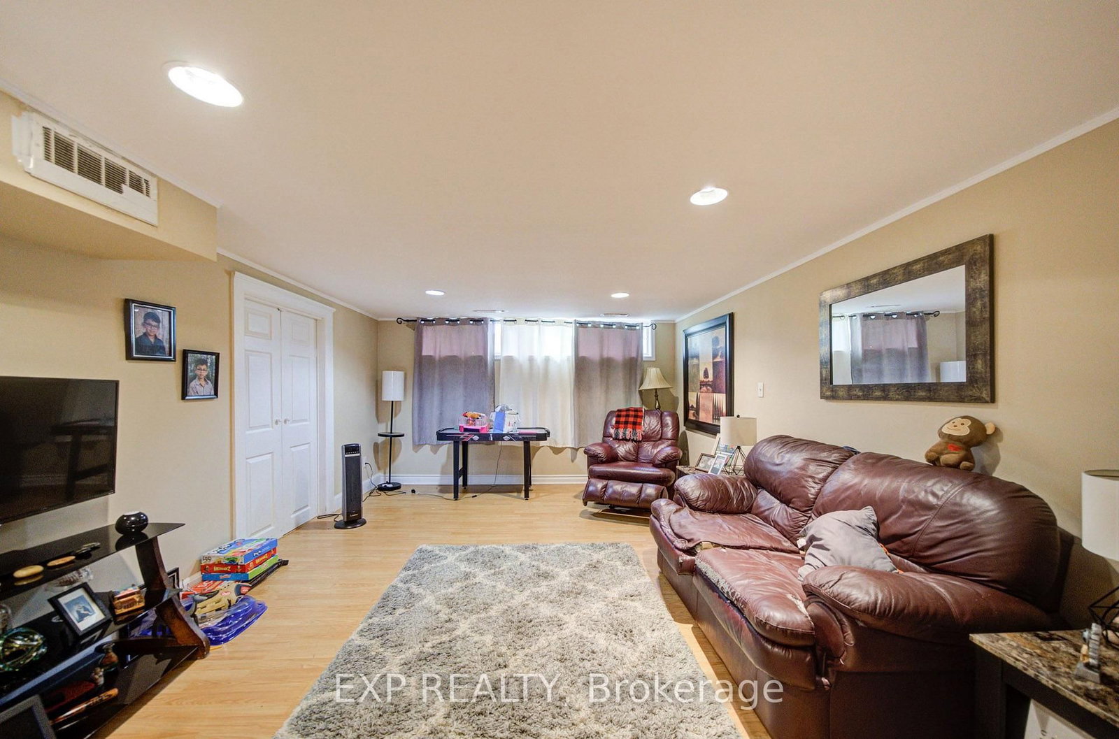 608 Rupert Avenue • Whitchurch-Stouffville, ON photo 22