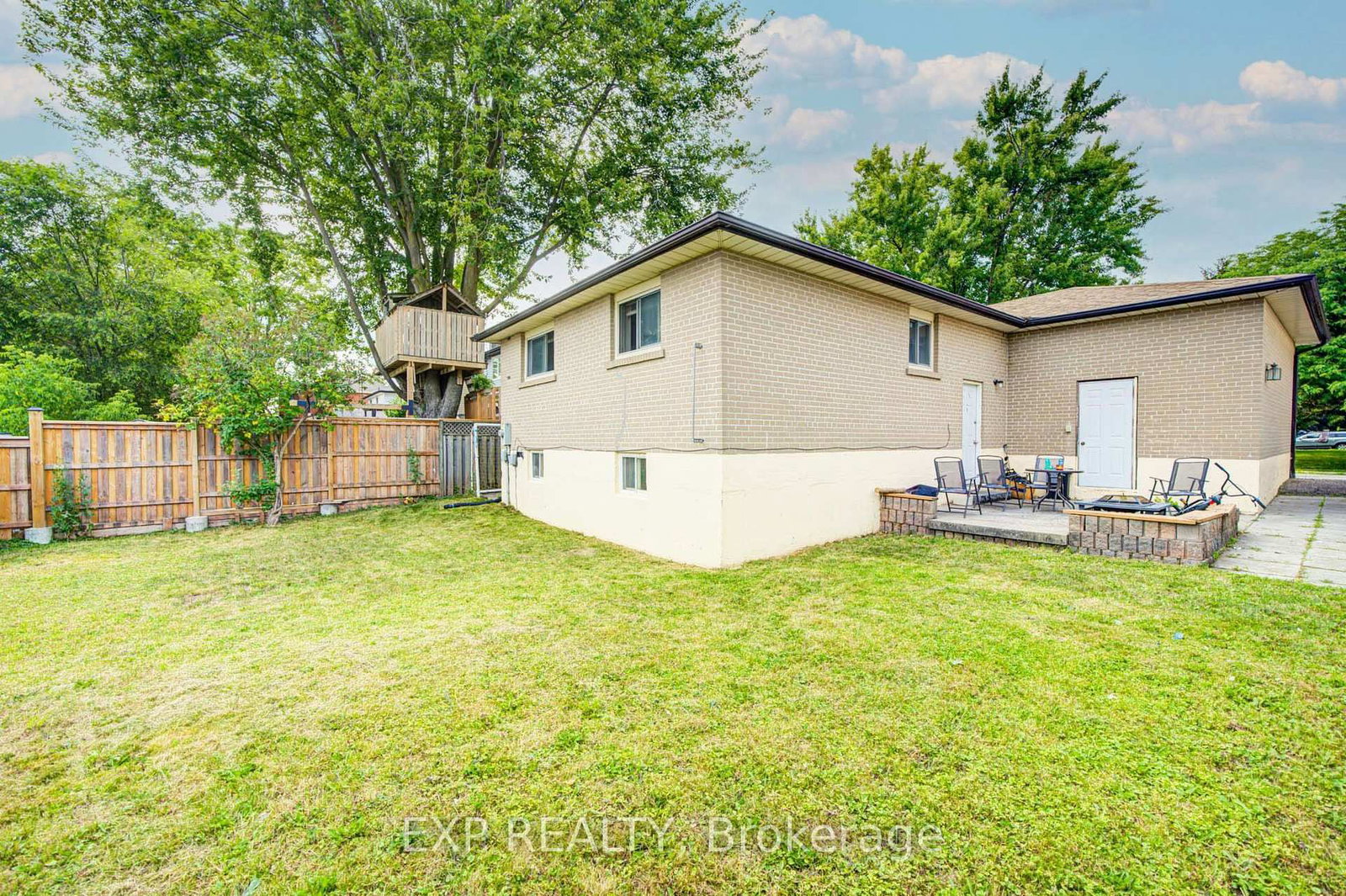 608 Rupert Avenue • Whitchurch-Stouffville, ON photo 35