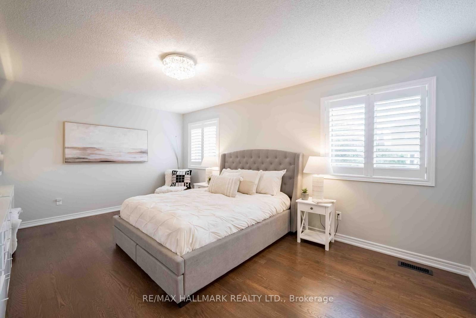 411 Hoover Park Drive • Whitchurch-Stouffville, ON photo 22