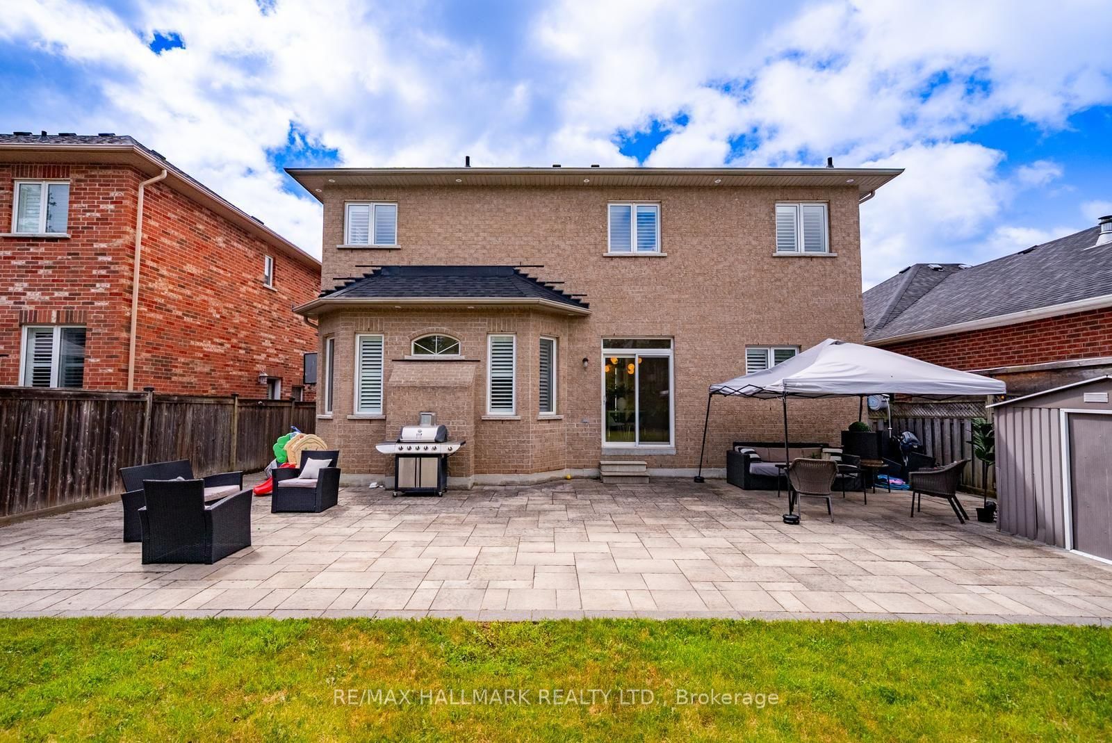 411 Hoover Park Drive • Whitchurch-Stouffville, ON photo 40