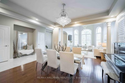 411 Hoover Park Drive • Whitchurch-Stouffville, ON photo 6