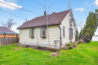 2350 Bonsecour Avenue • Innisfil, ON photo 4
