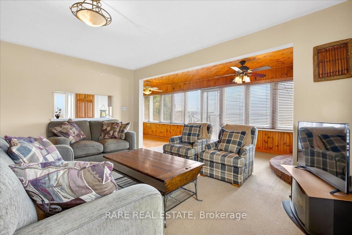 2350 Bonsecour Avenue photo 9