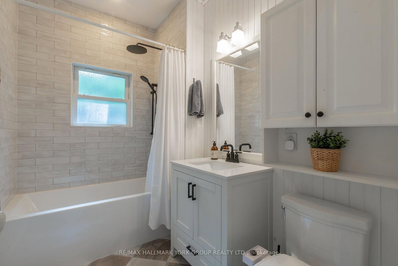 913 Lake Drive N • Georgina, ON photo 24