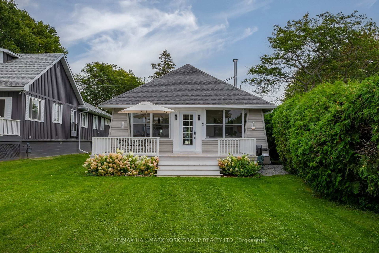 913 Lake Drive N • Georgina, ON photo 3