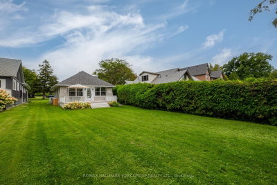 913 Lake Drive N • Georgina, ON photo 4