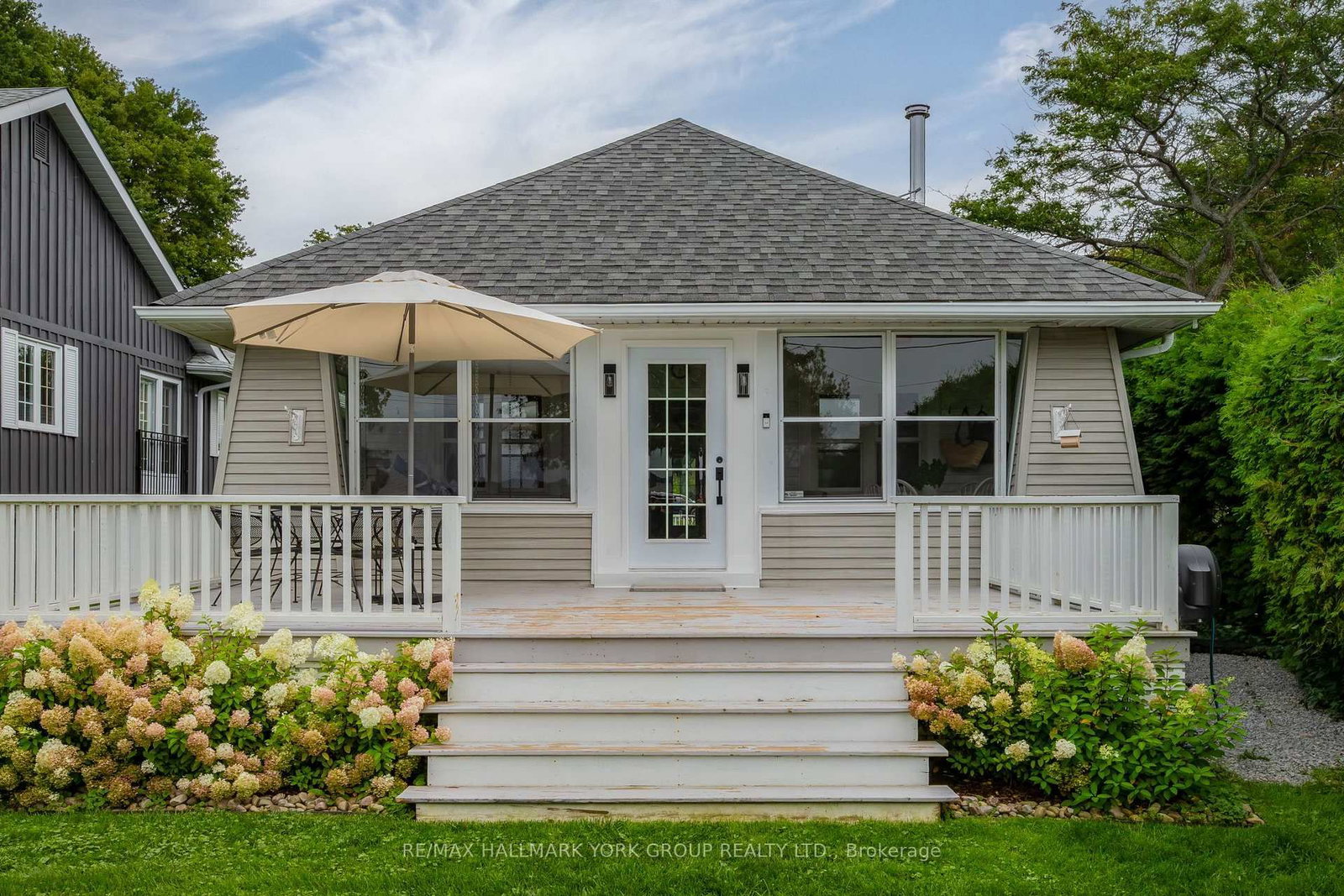 913 Lake Drive N • Georgina, ON photo 5
