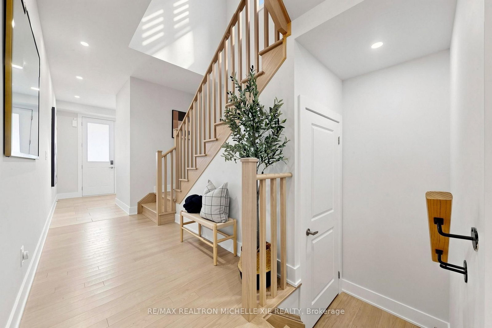 9 Nanhai Avenue • Markham, ON photo 18