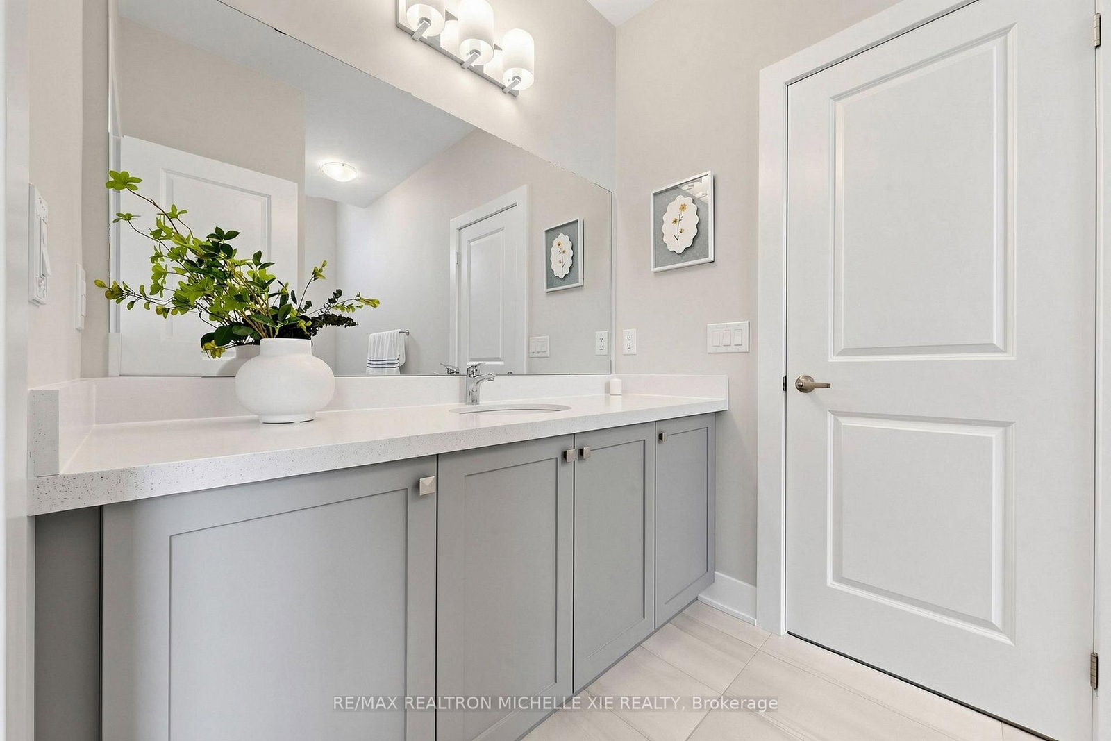 9 Nanhai Avenue • Markham, ON photo 32