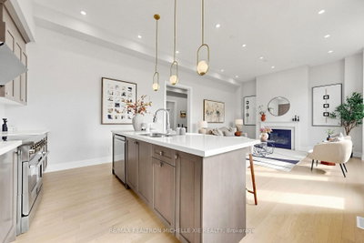9 Nanhai Avenue • Markham, ON photo 5