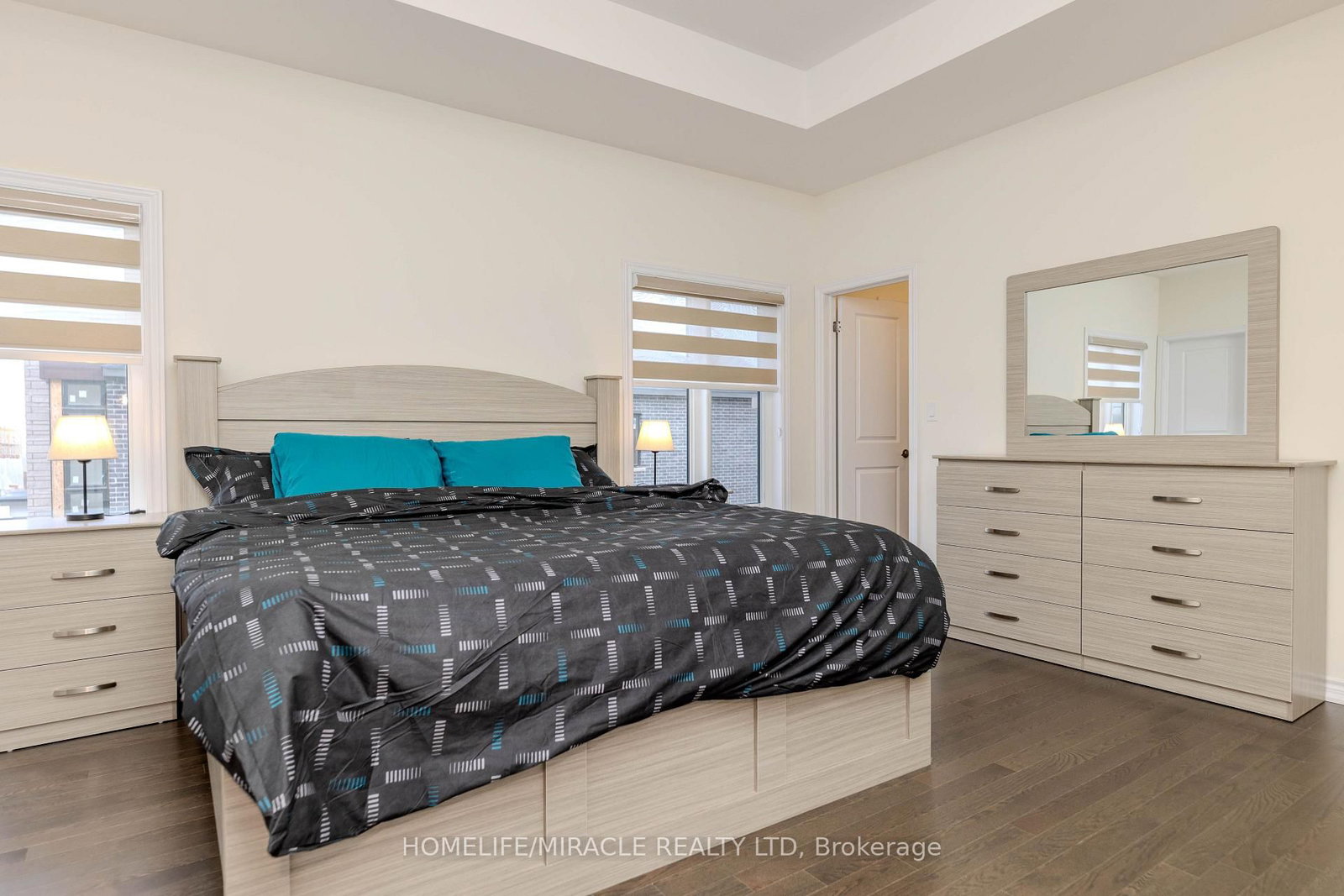 89 Halldorson Avenue • Aurora, ON photo 24