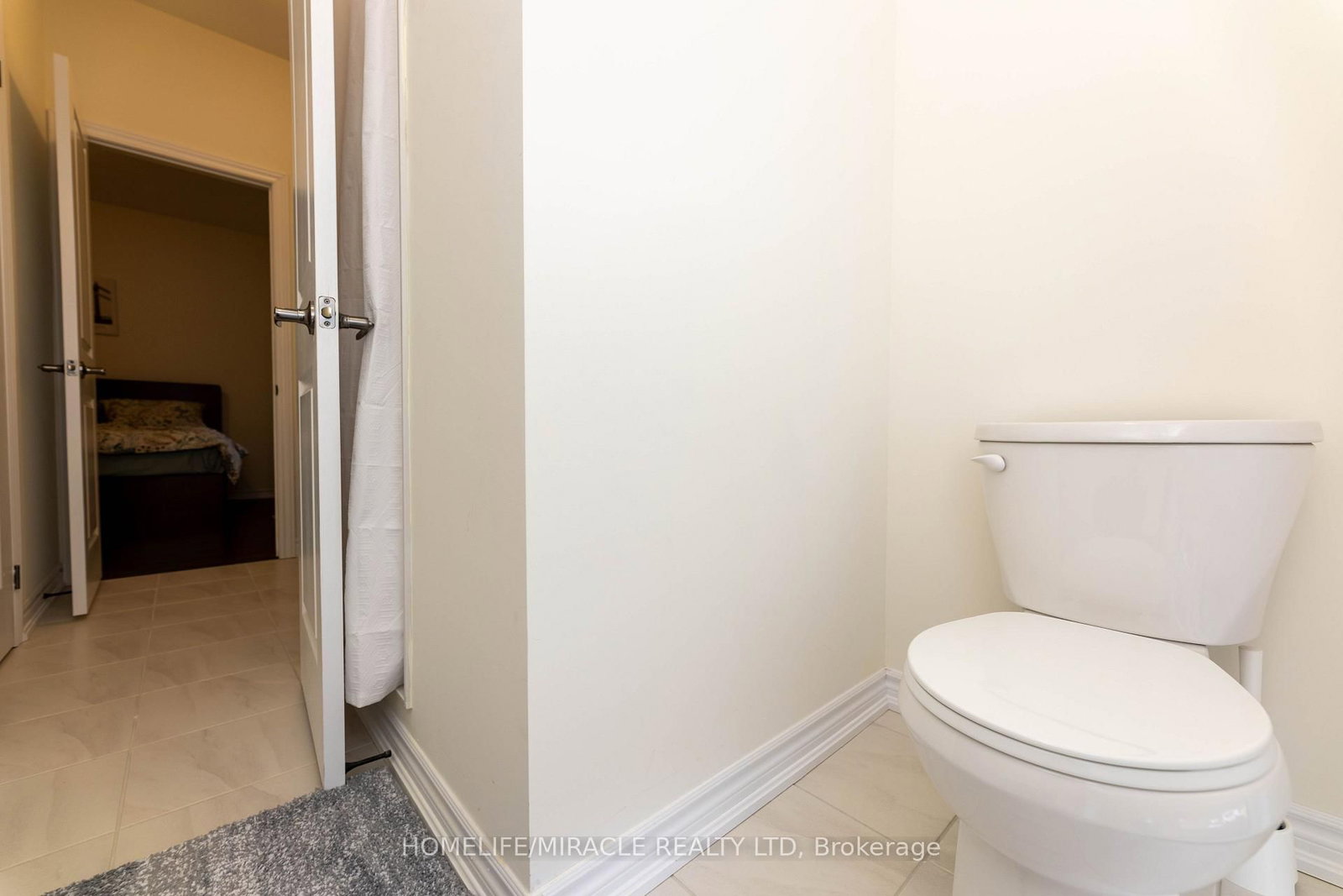 89 Halldorson Avenue • Aurora, ON photo 28