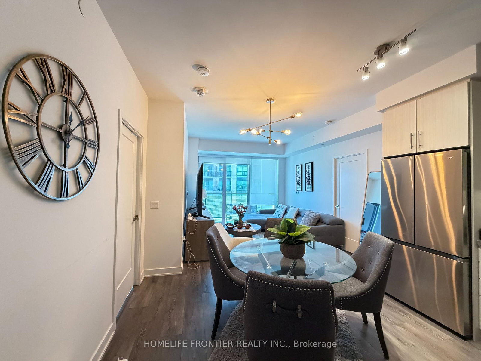 105 Oneida Crescent • #607 • Richmond Hill, ON photo 11