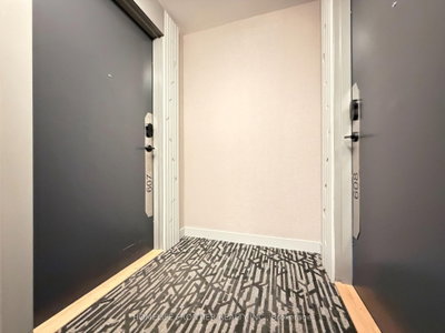 105 Oneida Crescent • #607 • Richmond Hill, ON photo 9