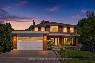 Detached House for sale at 304 Firglen Ridge, Vaughan, Ontario, L4L 1N7 - Islington Woods - MLS: N13767548