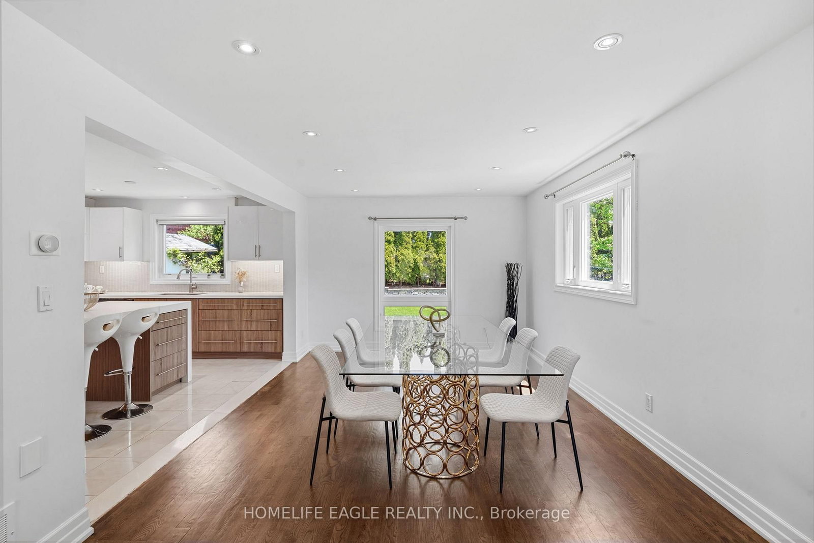304 Firglen Ridge • Vaughan, ON photo 8