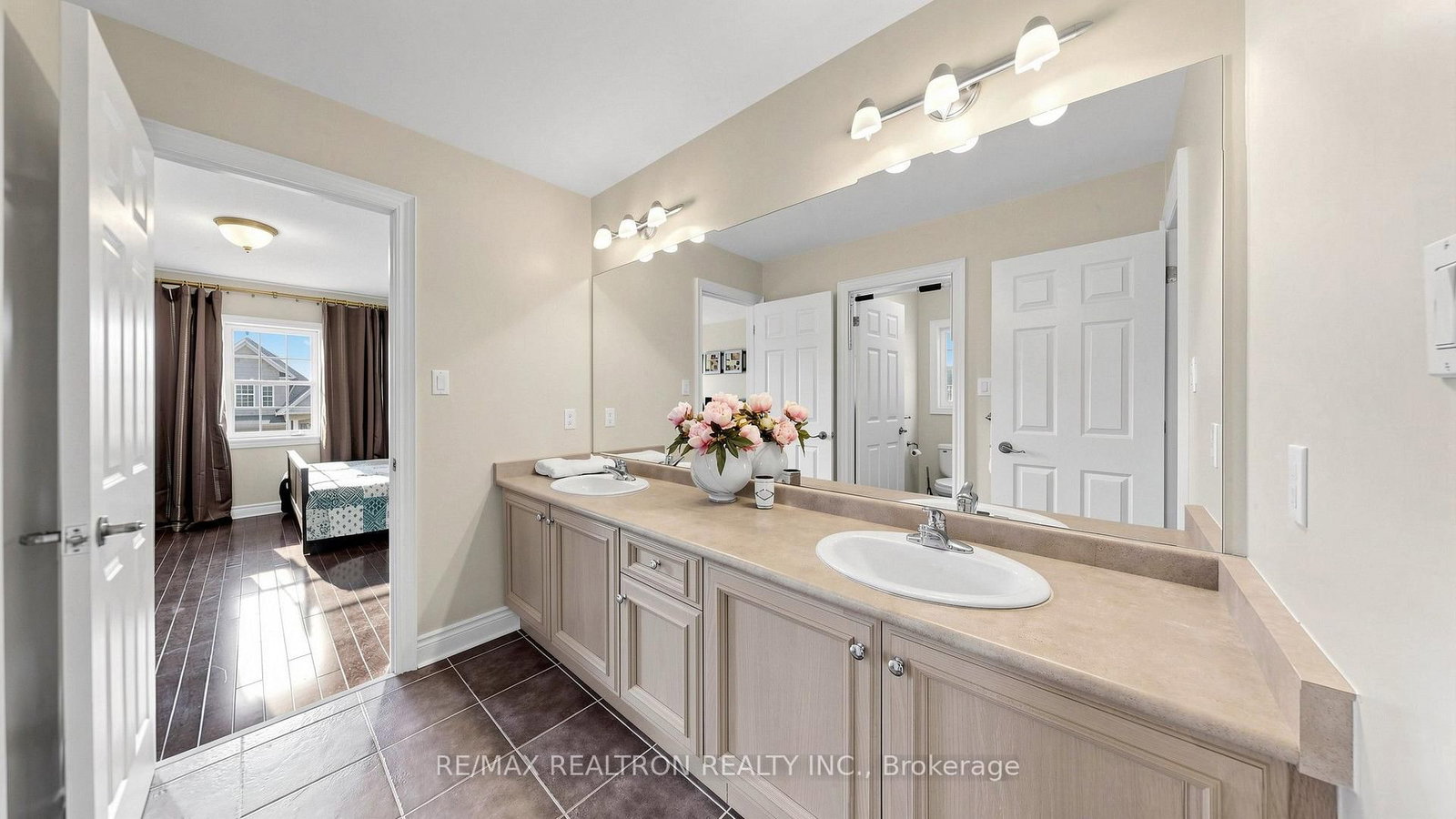 50 Sir Francesco Street • Vaughan, ON photo 32