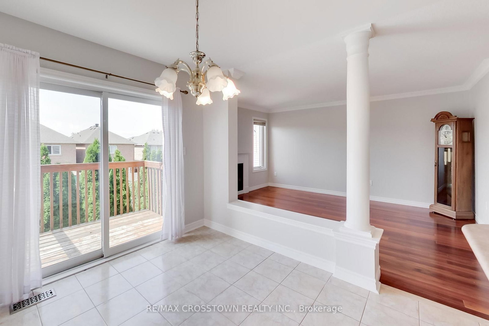 50 Petermann Street • Aurora, ON photo 15