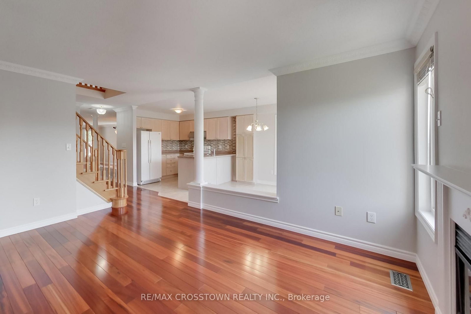 50 Petermann Street • Aurora, ON photo 18