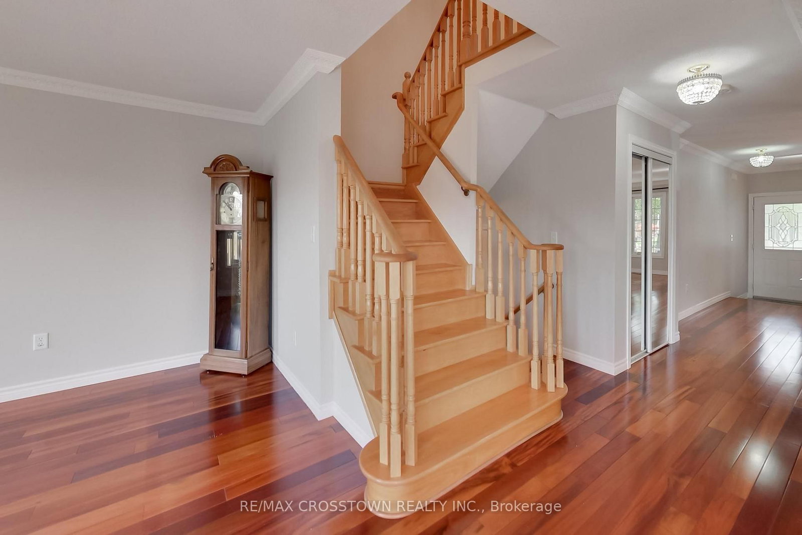50 Petermann Street • Aurora, ON photo 19