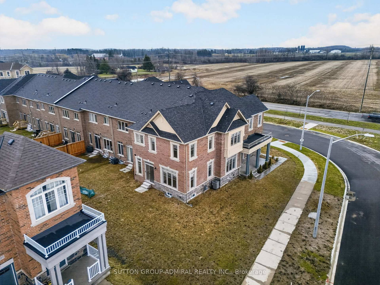 2237 Grainger Loop • Innisfil, ON photo 46