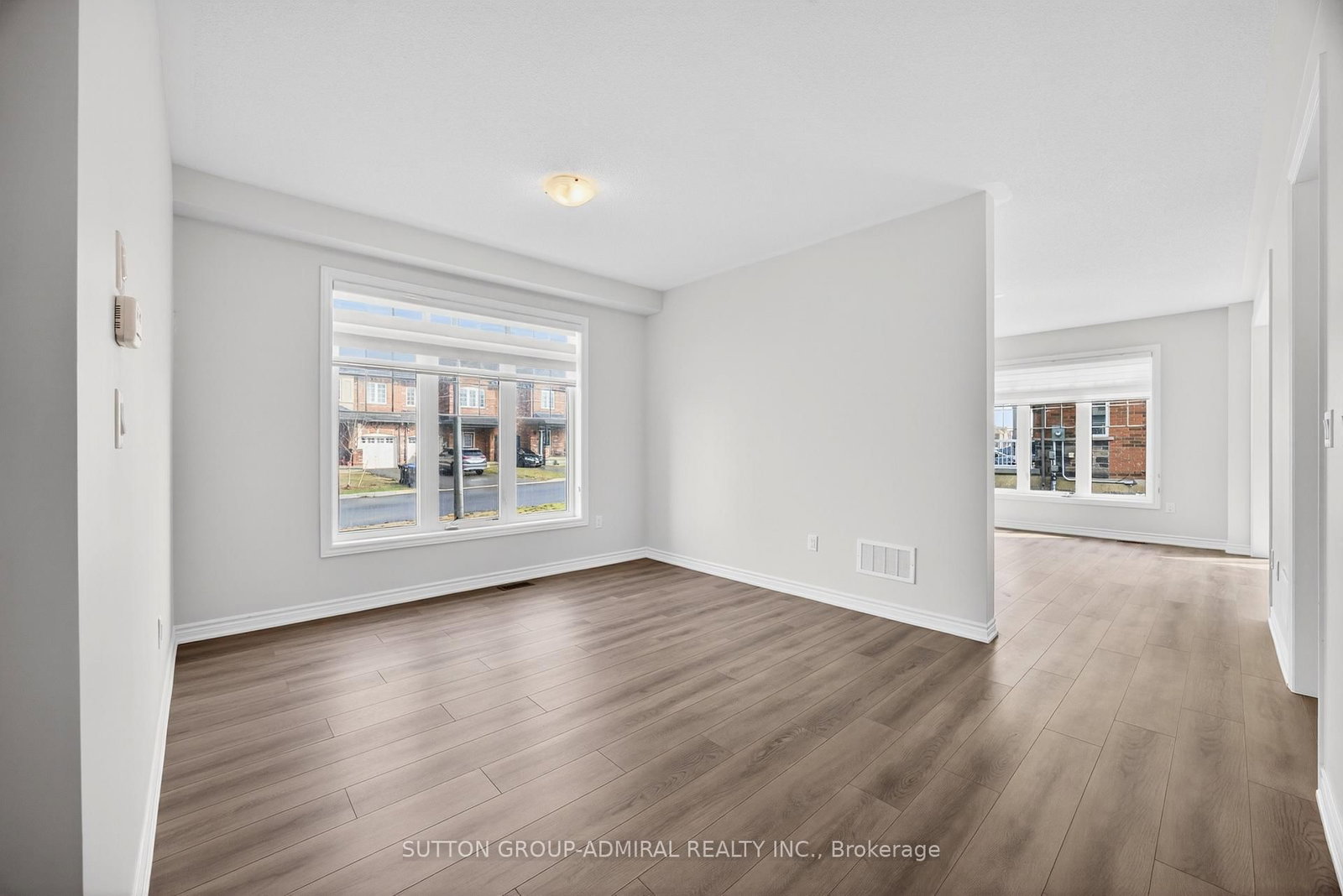 2237 Grainger Loop • Innisfil, ON photo 9