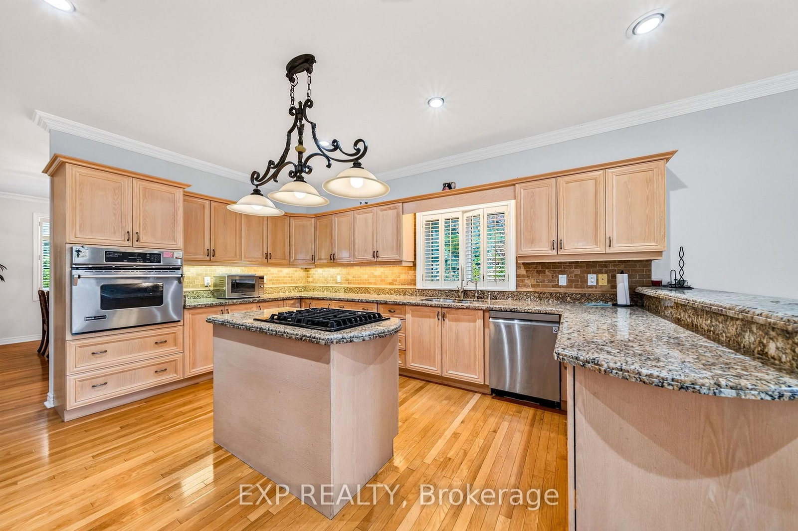 16 Hill Top Trail • Whitchurch-Stouffville, ON photo 16