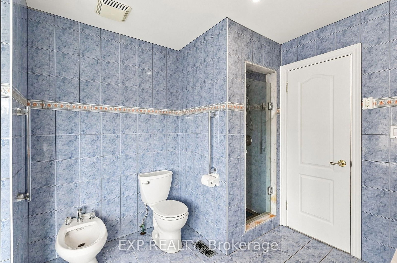 33 Valleyford Avenue • Richmond Hill, ON photo 18