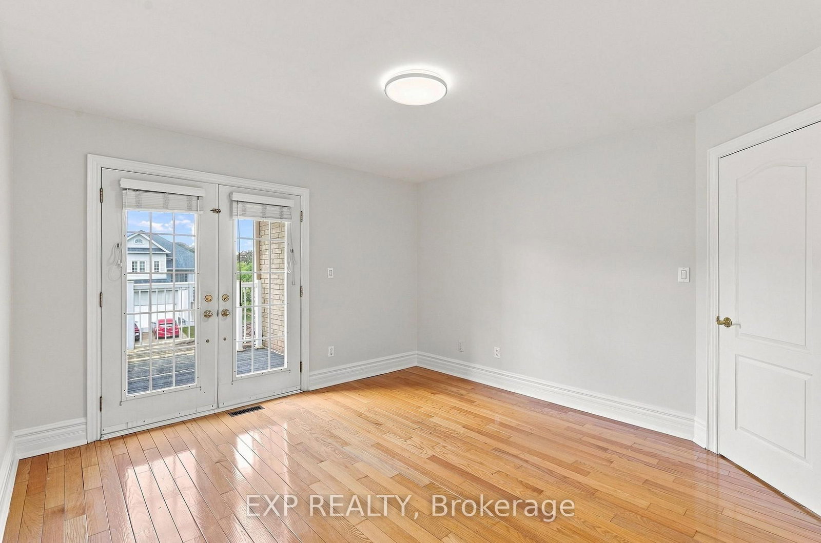 33 Valleyford Avenue • Richmond Hill, ON photo 23