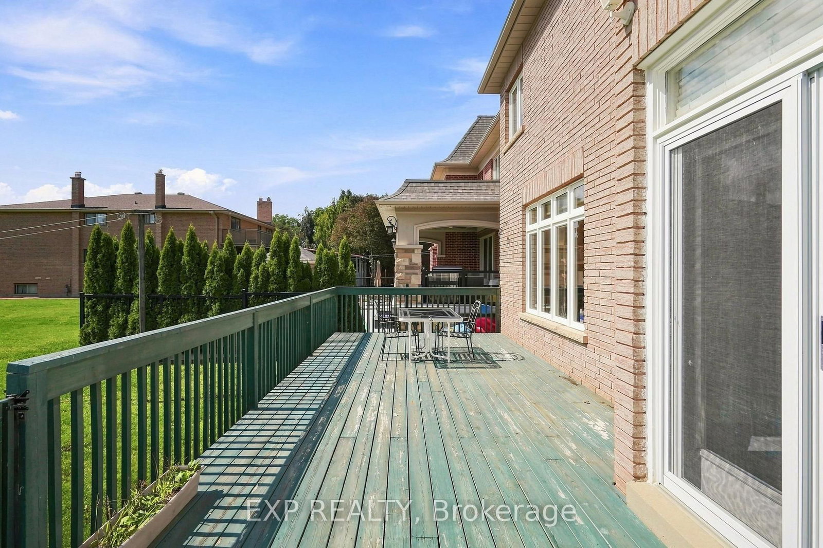 33 Valleyford Avenue • Richmond Hill, ON photo 40