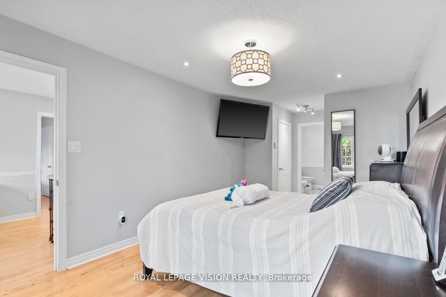 91 Princeton Gate • Vaughan, ON photo 18