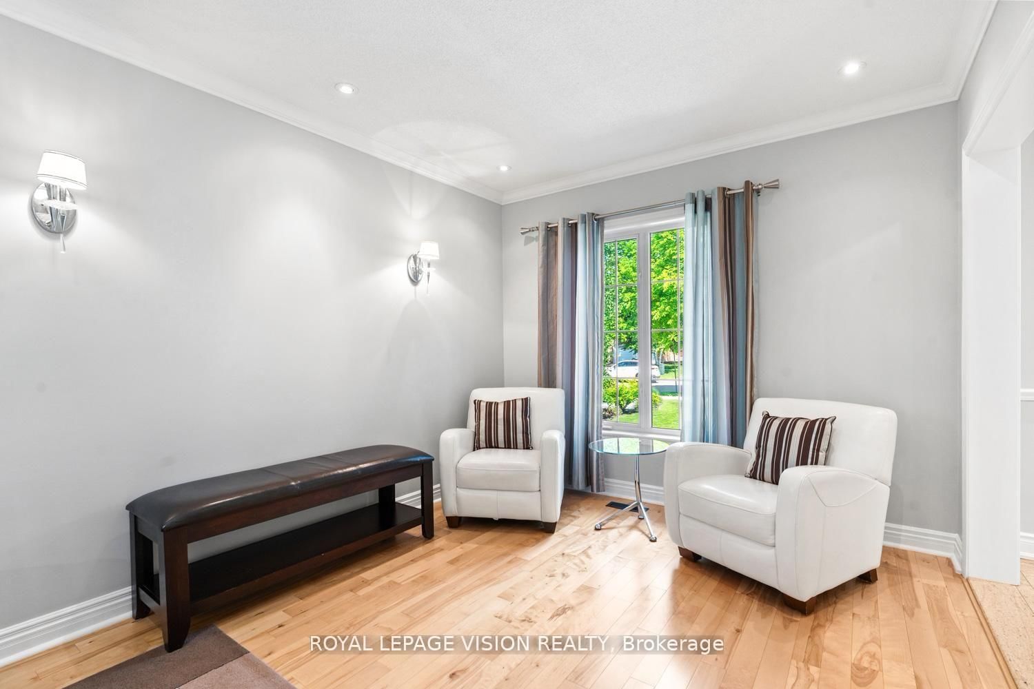 91 Princeton Gate • Vaughan, ON photo 6