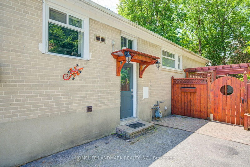 Basemet - 167 Taylor Mills Drive N