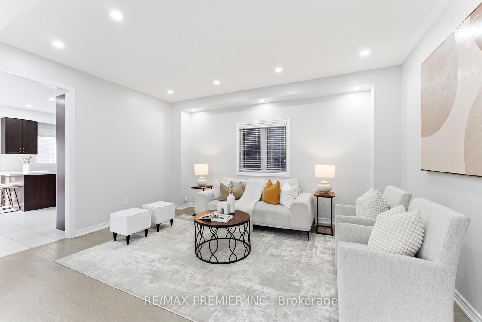 122 Mckenzie Way • Bradford West Gwillimbury, ON photo 12
