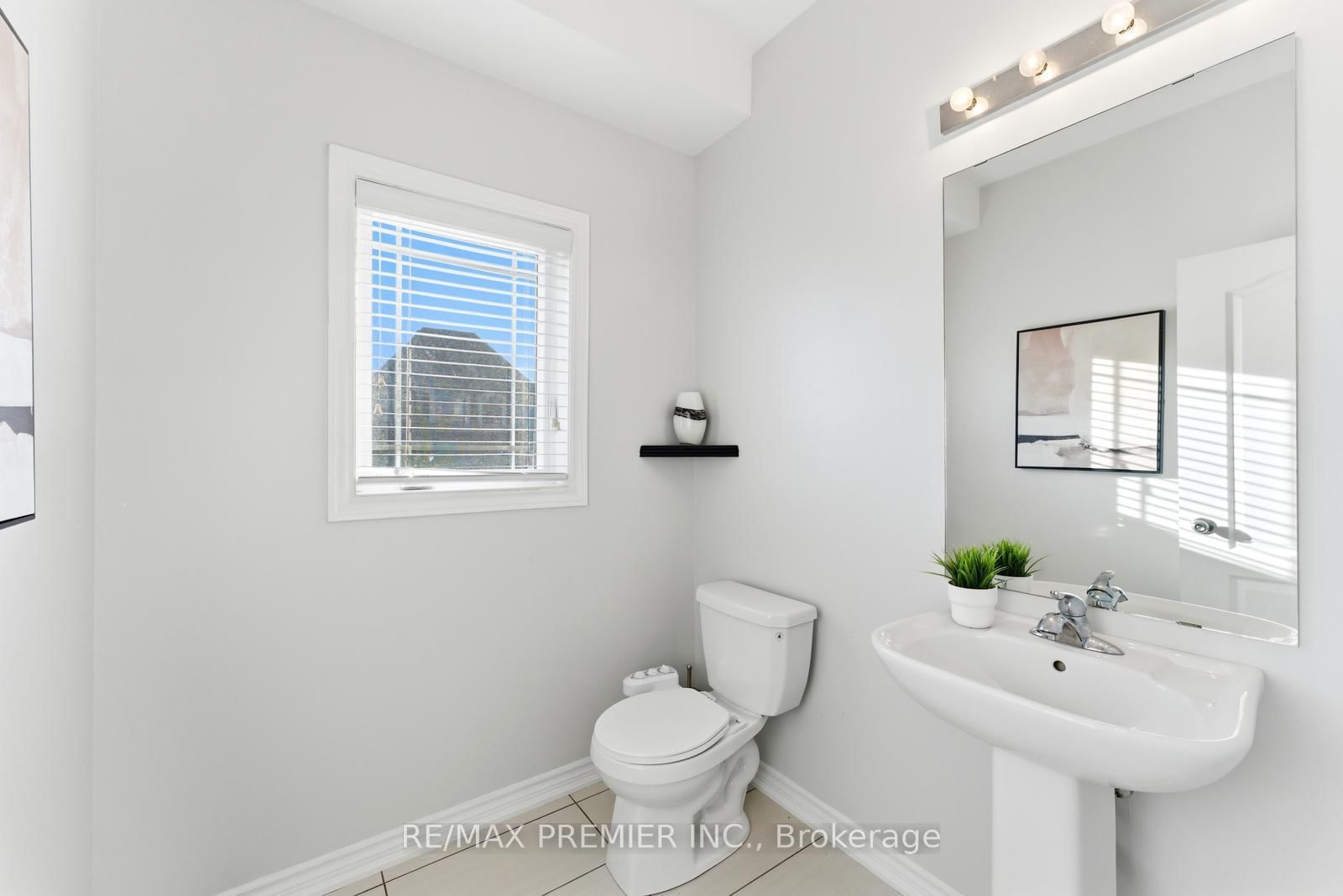 122 Mckenzie Way • Bradford West Gwillimbury, ON photo 22