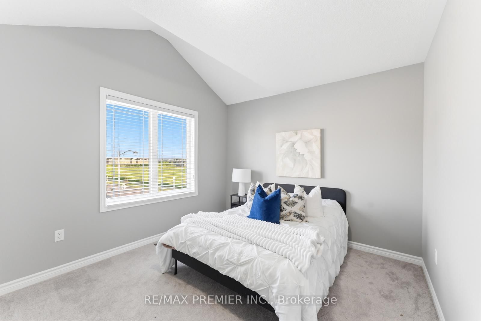 122 Mckenzie Way • Bradford West Gwillimbury, ON photo 39