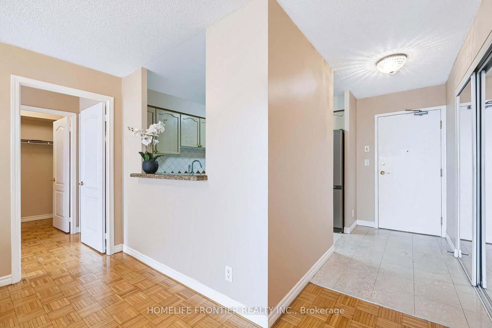 745 New Westminster Drive • #610 • Vaughan, ON photo 16