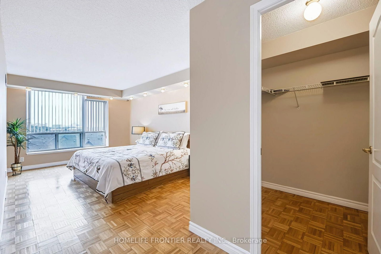 745 New Westminster Drive • #610 • Vaughan, ON photo 17