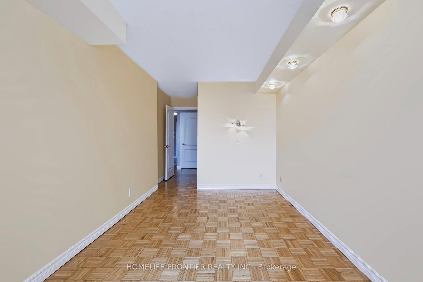 745 New Westminster Drive • #610 • Vaughan, ON photo 23