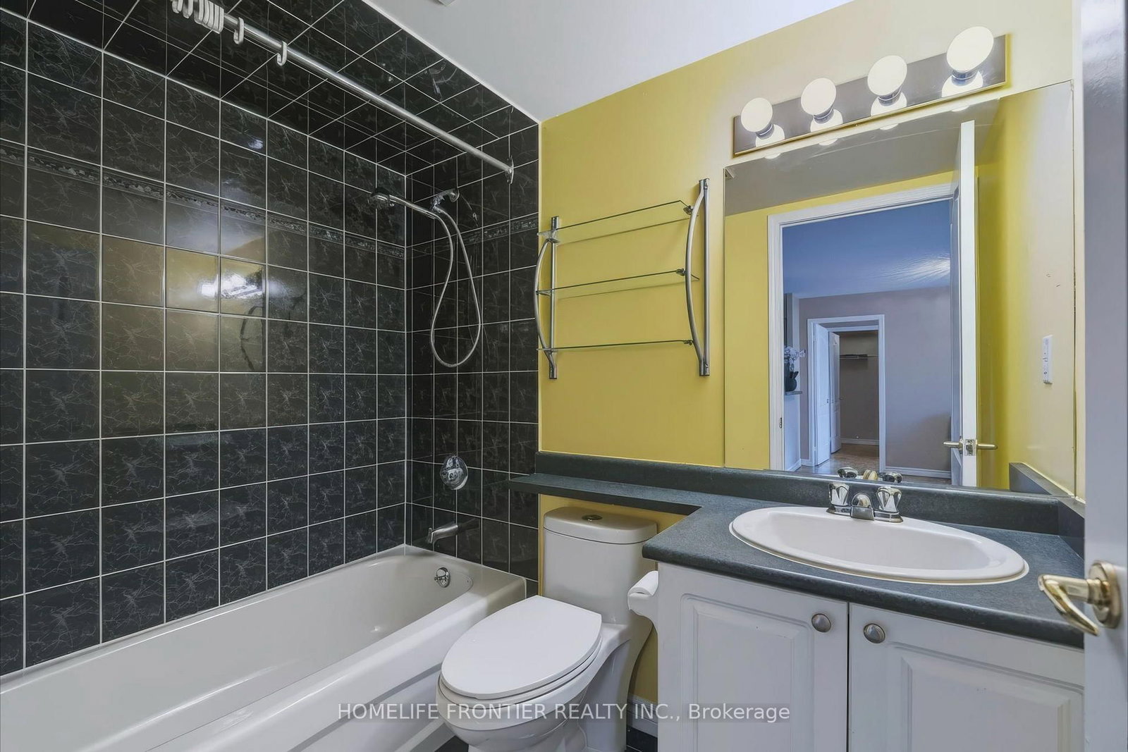745 New Westminster Drive • #610 • Vaughan, ON photo 25