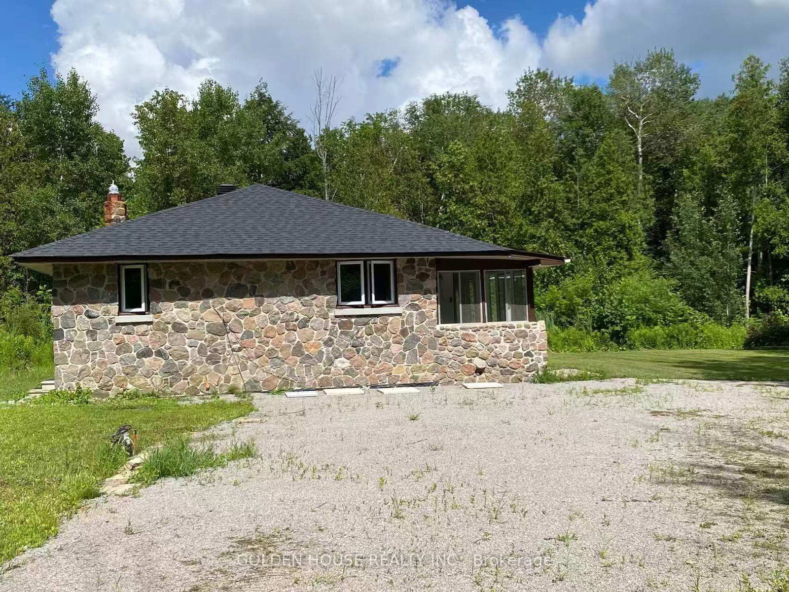 4276 Bethesda Rd, Whitchurch-Stouffville, view 2