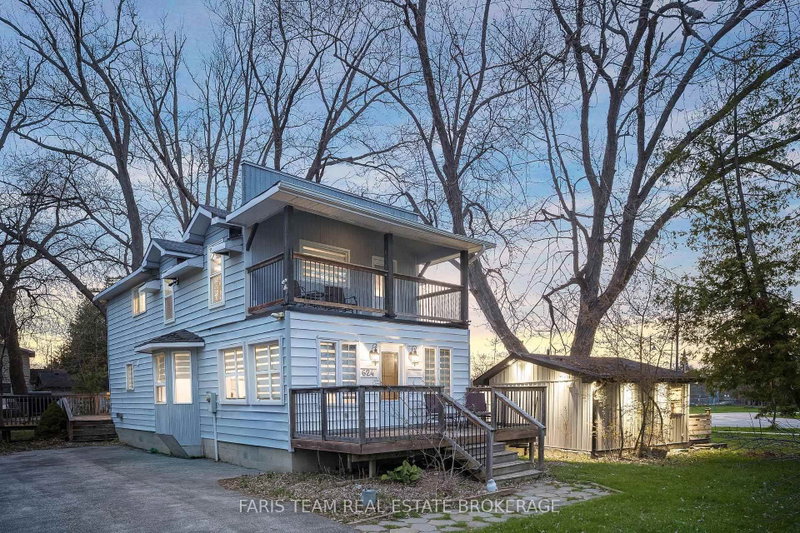 687 Innisfil Beach Road