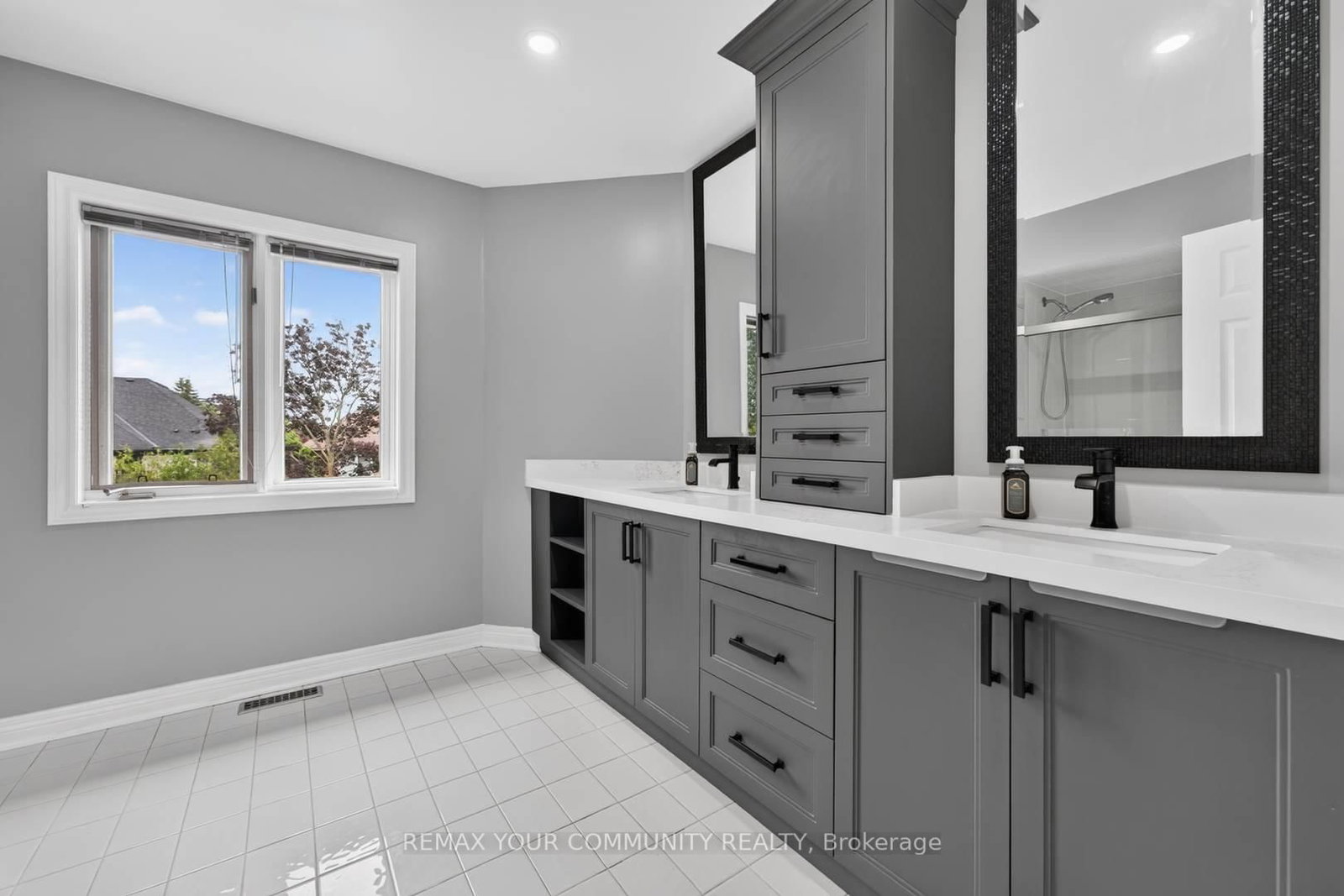 786 Exceller Circle • Newmarket, ON photo 26