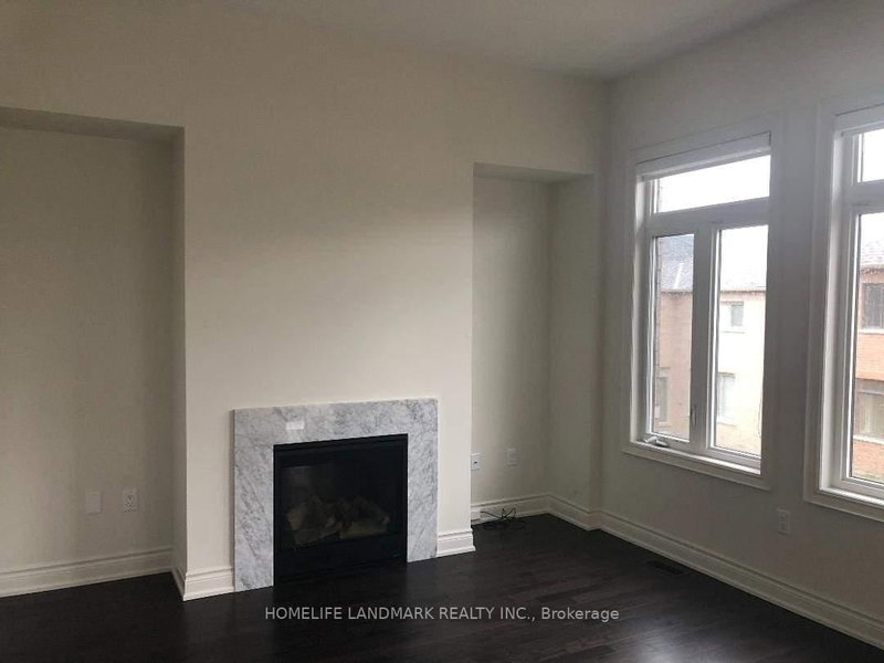 8 Yarrow Lane