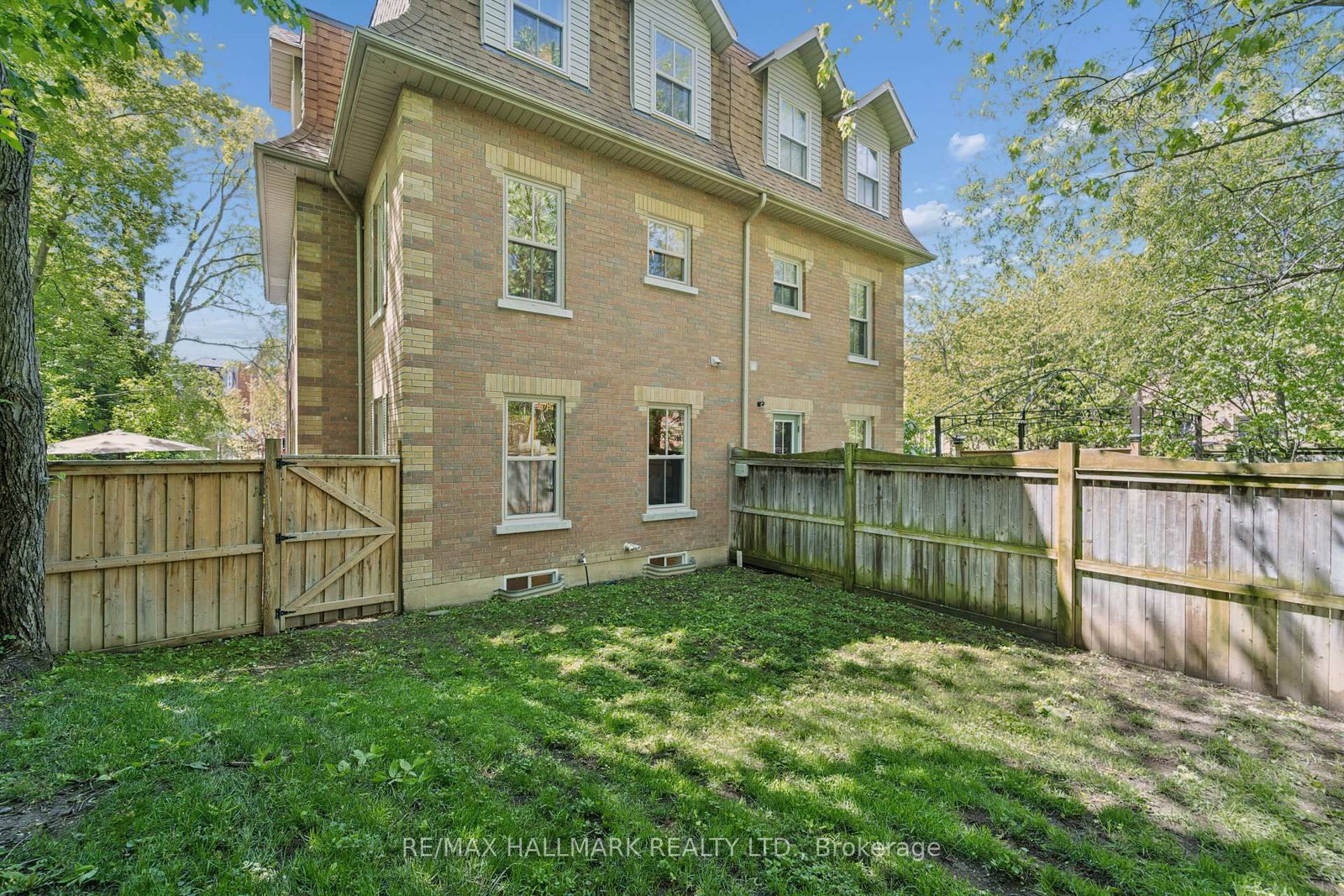 13 E J Lennox Way • Markham, ON photo 48