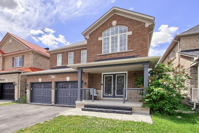 88 Chelsea Crescent • Bradford West Gwillimbury, ON photo 2